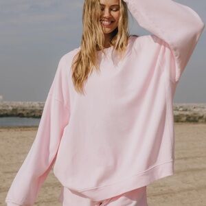 Daily Drills M/L sweatshirt in Cupid 💘